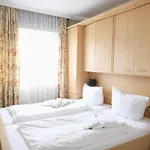 2-zimmer-appartement Im 1. Obergeschoss Mit Hallenschwimmbad Und Sauna. *