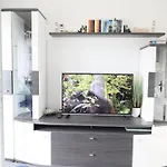 2-zimmer-appartement Im 1. Obergeschoss Mit Hallenschwimmbad Und Sauna. Westerland