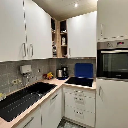 2-zimmer-appartement Im 1. Obergeschoss Mit Hallenschwimmbad Und Sauna. Apartment Westerland