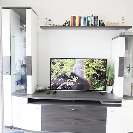 2-zimmer-appartement Im 1. Obergeschoss Mit Hallenschwimmbad Und Sauna. Westerland